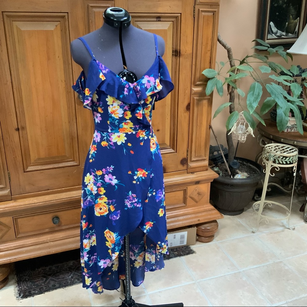 Beautiful off shoulder Blue Floral BCX dress with high low style